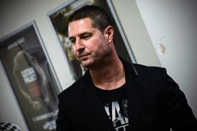 Goran Gluhaković svirao po podrumima