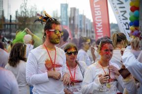 Obojena trka Color Running Beograd 2016. SLIKE