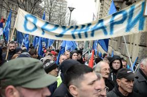 Protest sindikata vojske i policije ispred Vlade Srbije FOTO