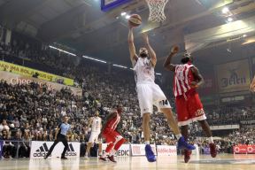 Partizan - Zvezda, finale Kupa u košarci 2017 (Niš, Čair) ANKETA