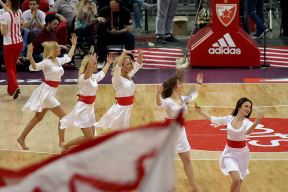 Čirlidersice Crvena zvezda - Olimpijakos Evroliga 2017. FOTO