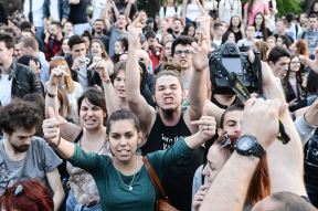 Protesti - nastavak posle Uskrsa