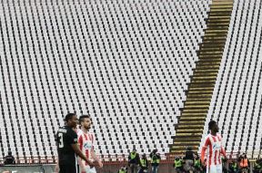 Tuča Gelor Kanga i Everton Luiz posle 154 večitog derbija!