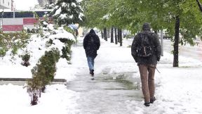 Sneg pada i u Sarajevu i Crnoj Gori