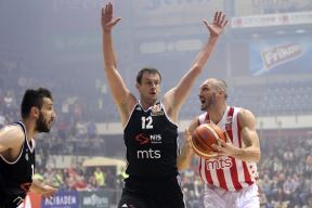 Crvena zvezda - Partizan 85:74 Hečer i Gordon bez ubačenog koša (FOTO)