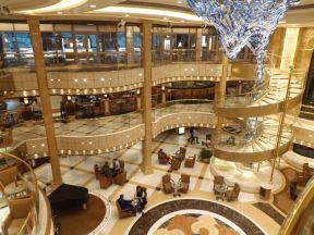 Najveći brod kruzer na svetu Majestic Princess