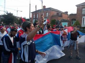 Navijači Srbije u Dablinu na Irska - Srbija (VIDEO, FOTO)