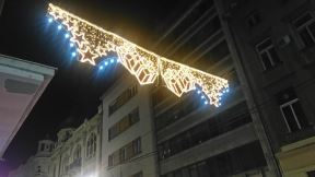 Novogodišnja rasveta uključena u Knez Mihailovoj ulici