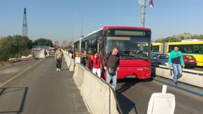 Brankov most - gužva - pokvario se autobus