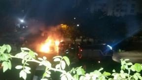 Bar - zapaljen automobil policajca
