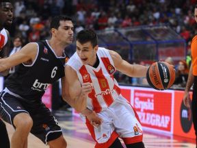 Crvena zvezda - Bamberg Dres za Luku Mitrovića FOTO
