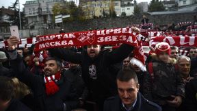 Rajko Mitić dobio spomenik ispred stadiona Crvene zvezde FOTO