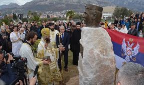 Crna Gora Bar dobio bistu kralja Nikole
