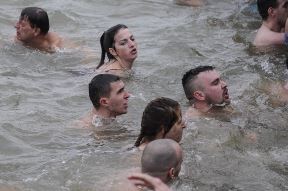 Bogojavljenje 2018. plivanje za Časni krst FOTO 