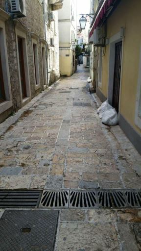 Budva talas plime