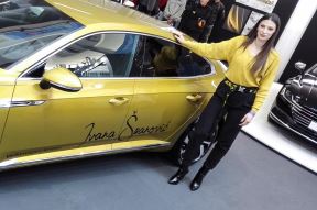 Ivana Španović dobila Folksvagen Arteon na Sajmu automobila FOTO