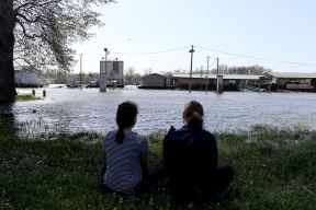 Reka Sava: Vodostaj u porastu na Novom Beogradu FOTO