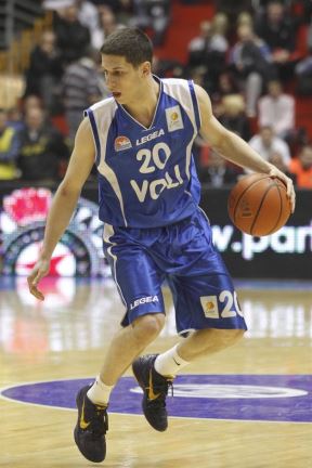 Nikola Ivanović heroj titule i pobede Budućnosti u finalu ABA lige protiv Crvene zvezde 