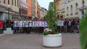 Protest u Banjaluci: Uprava napolje FK Borac