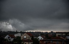  Vreme - U Srbiji danas oblačno s mogućim pljuskovima