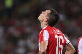 Miloš Degenek Crvena zvezda