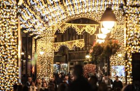 Vesić - Veća zarada od turistima i proslave Nove godine 2019