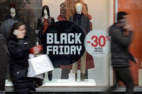 Black Friday Crni Petak - Popusti u Beogradu (FOTO)