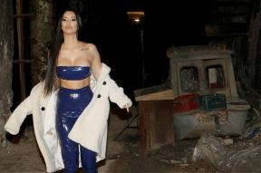 Katarina Grujić izbacila grudi u novom spotu (FOTO)