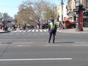 Mladenović o radovima na Trgu: Tražimo rešenje za gužve