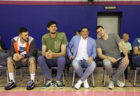 Nikola Jokić Denver  Huančo Ernangomez