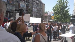  Protest ispred Prve beogradske gimnazije zbog ukidanja jezičkog odeljenja