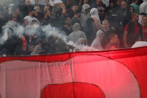 161 večiti derbi Partizan - Zvezda UŽIVO: Tuča Delija i policije FOTO