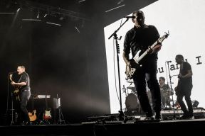 Svi se pitaju da li će Bijonse doći na koncert Brajana Adamsa