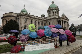 Rijaliti protest ispred Skupštine