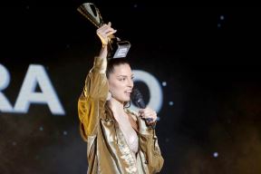 Oskar popularnosti, Sara Jo i Rada Manojlović u Banjaluci, fotografije