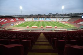 Crvena zvezd a- Napredak: ZVEZDIN rodjendan u senci korona virusa! Prazne tribine na Rajku FOTO