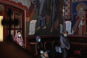 Korona virus Uskrs: Liturgija na Veliki četvrtak, pop zamolio vernike da za Uskrs ostanu kod kuće