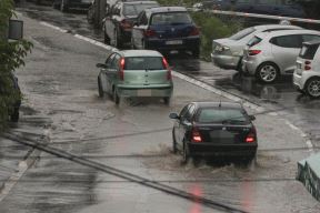 Vreme Beograd: Kiša ponovo poplavila ulice u ovim delovima grada FOTOGRAFIJE