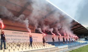 Ilija Petković navijači OFK Beograda bakljada