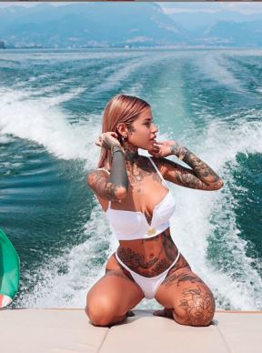 zoe kristofoli teo ernandez oralni seks na jahti slike