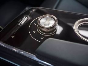 Kadilak električni model suv Tesla električni automobili video foto