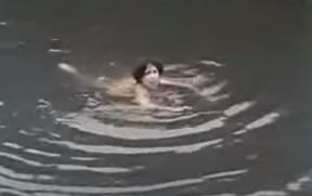 Seka Sablić Kristina Đenka Maratonci intimna scena pored jezera