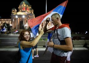 izbori crna gora slavlje bakljada beograd podrška podgorica banja luka fotografija