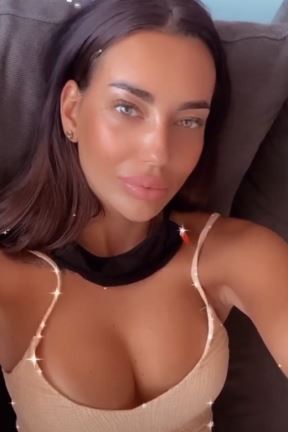 Katarina Grujić na Instagramu slike pevačice Katarina Grujić operacije