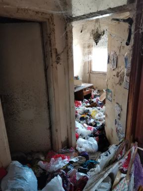 Komšija Stan Bibliotekarka Mačke Leševi Medak Bube Smrad