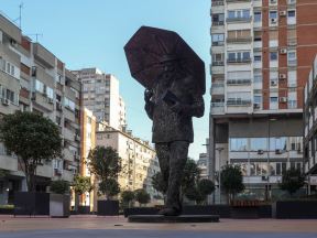 Raša Popov spomenik Beograd fotografije