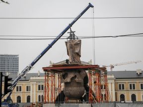 stefan nemanja spomenik radovi savski trg rekonstrukcija beograd fotografije