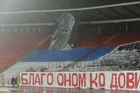 crvena zvezda amfilohije koreografija liga evrope stadion rajko mitić navijači delije fotografije