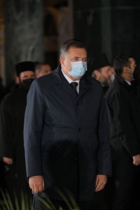 sahrana patrijarha irineja gde ce biti sahranjen irinej hram svetog save otvoren kovceg liturgija 