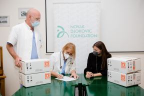 novak djokovic fondacija donacija klinicki centar srbije pandemija korona virus